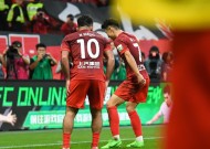 包含今夜突围战来临；利物浦围绕欧超杯调整名单；气氛紧张；资深球员宣示担当的词条-华体会中国